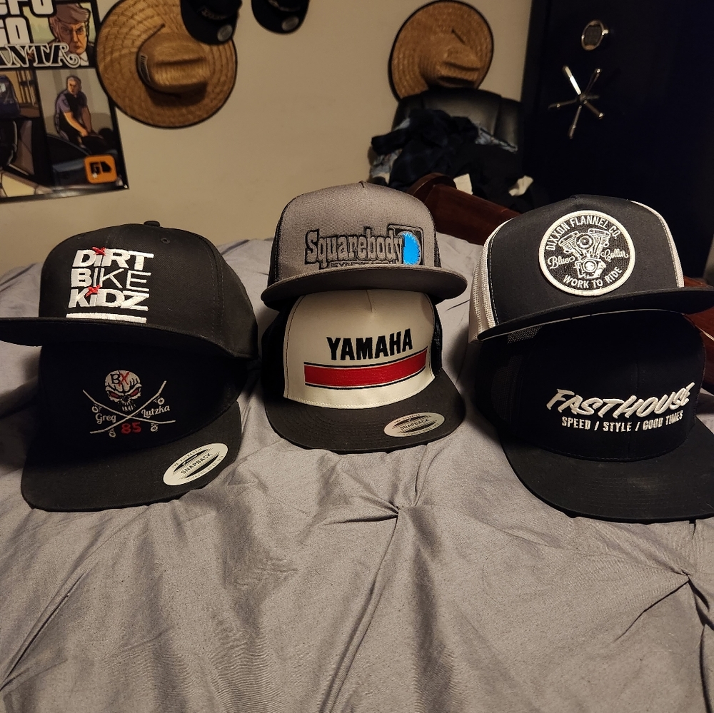 Snap back hats Dixxon, Fasthouse, Yamaha Yamaha, Squarebody, and Greg luska